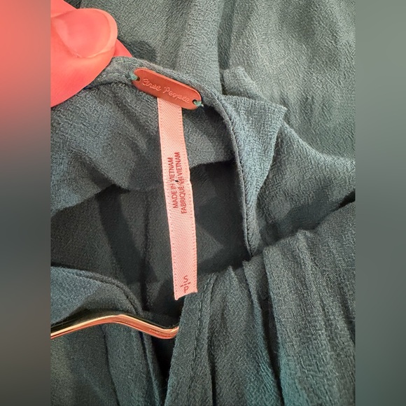 Free People green city lights cowl neck blouse tank top - Picture 5 of 6